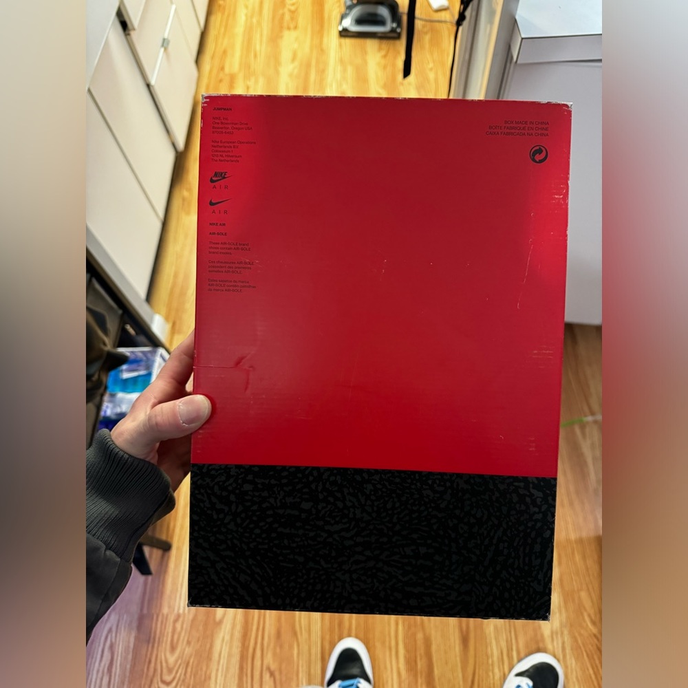 Jordan 3 (box only) - Picture 3 of 7